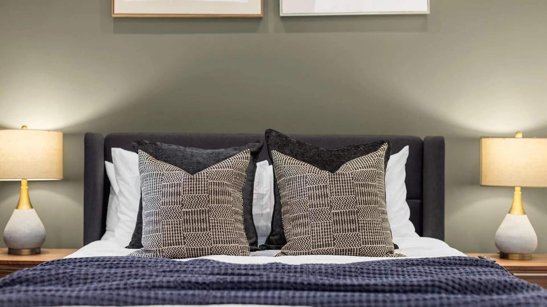 Stylish 3Br Designer Home In Harlem With Parking New York Apartment
